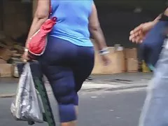 Jordi si fotta duramente con la matura Antonia Deona