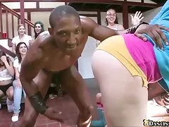 È così grande che non entra nemmeno nella mia bocca