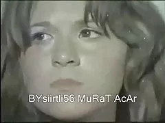 È impressionante vedere il MILF Cristal Caraballo strisciare, giusto?