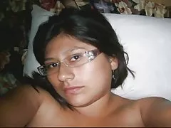 Sesso con la bionda vicina puttana in bagno